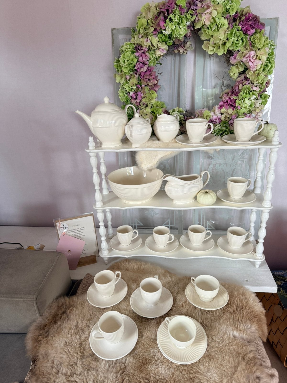 Wedgwood Windsor 29 dl servies in nieuwstaat, Ophalen, Zo goed als nieuw, Porselein, Compleet servies