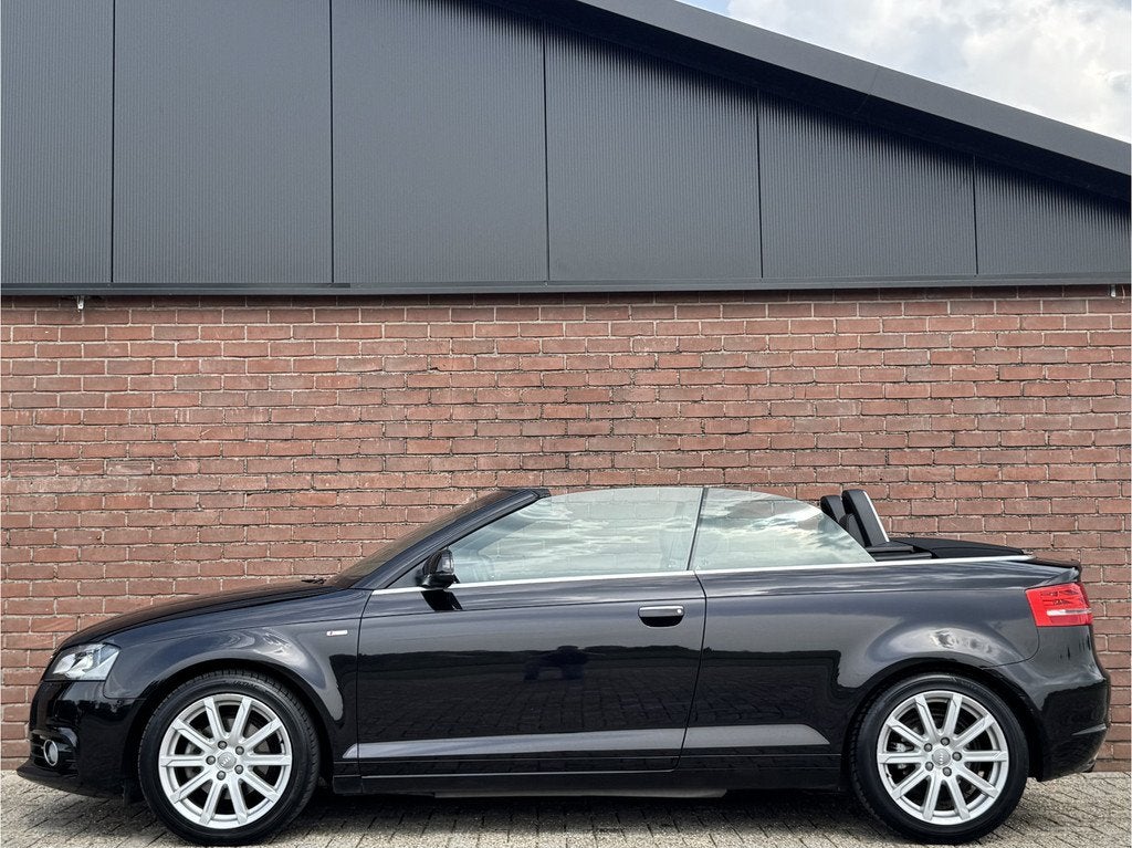 Audi A3 Cabriolet 1.8 TFSI AMBITION PRO LINE S | NL-AUTO!, Auto's, Audi, Euro 5, 15 km/l, Gebruikt, Zwart