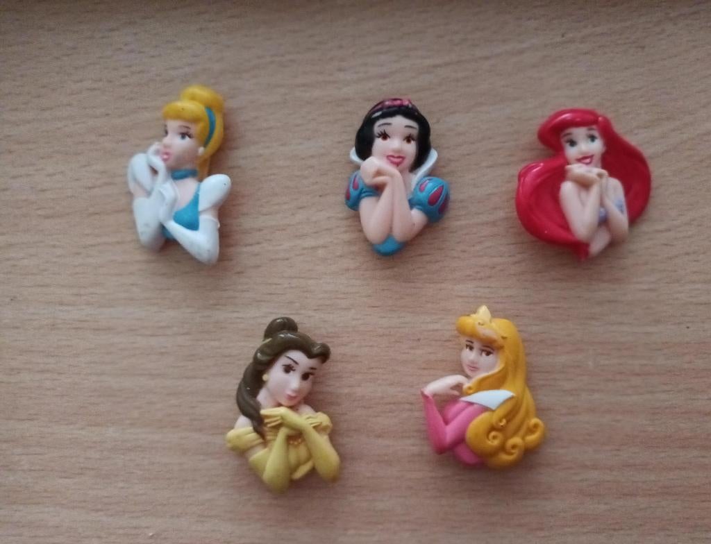 Disney horloge met 5 verwisselbare prinsessen, Verzamelen, Ophalen of Verzenden, Assepoester of Belle, Zo goed als nieuw, Overige typen