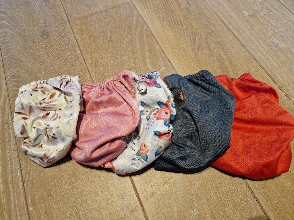 5 overbroekjes wasbare luiers 3x Rumparooz, 2x Bare and Boho, Kinderen en Baby's, Badjes en Verzorging, Gebruikt, Overige typen