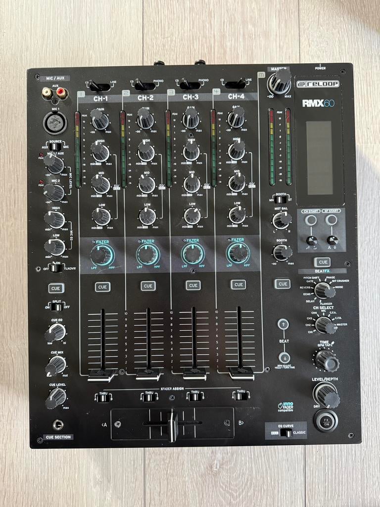 Reloop RMX 60 Digital DJ mixer (zgan in doos), Ophalen, Zo goed als nieuw, 5 tot 10 kanalen, Microfooningang