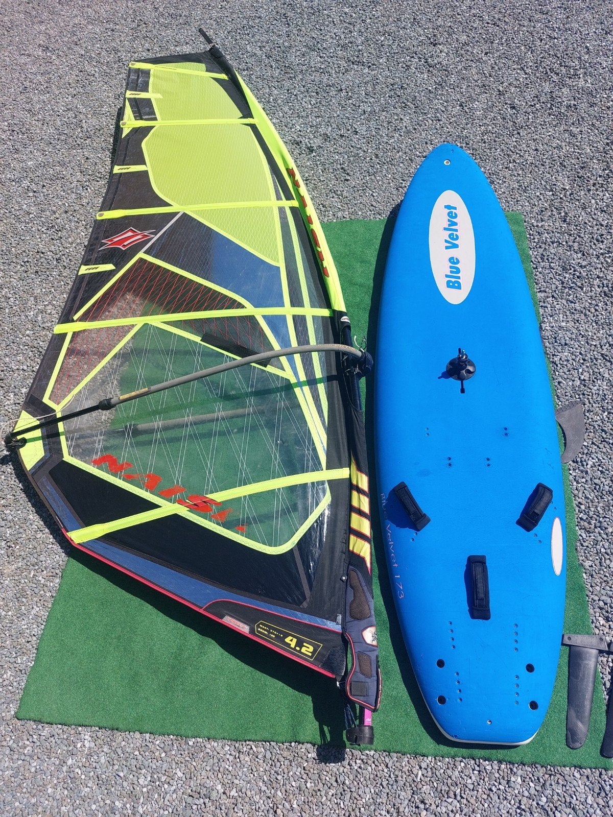 beginners surfplank 173 L zacht dek, zwaardje, complete set, Watersport en Boten, Windsurfen, Met mast, 250 tot 300 cm, Gebruikt