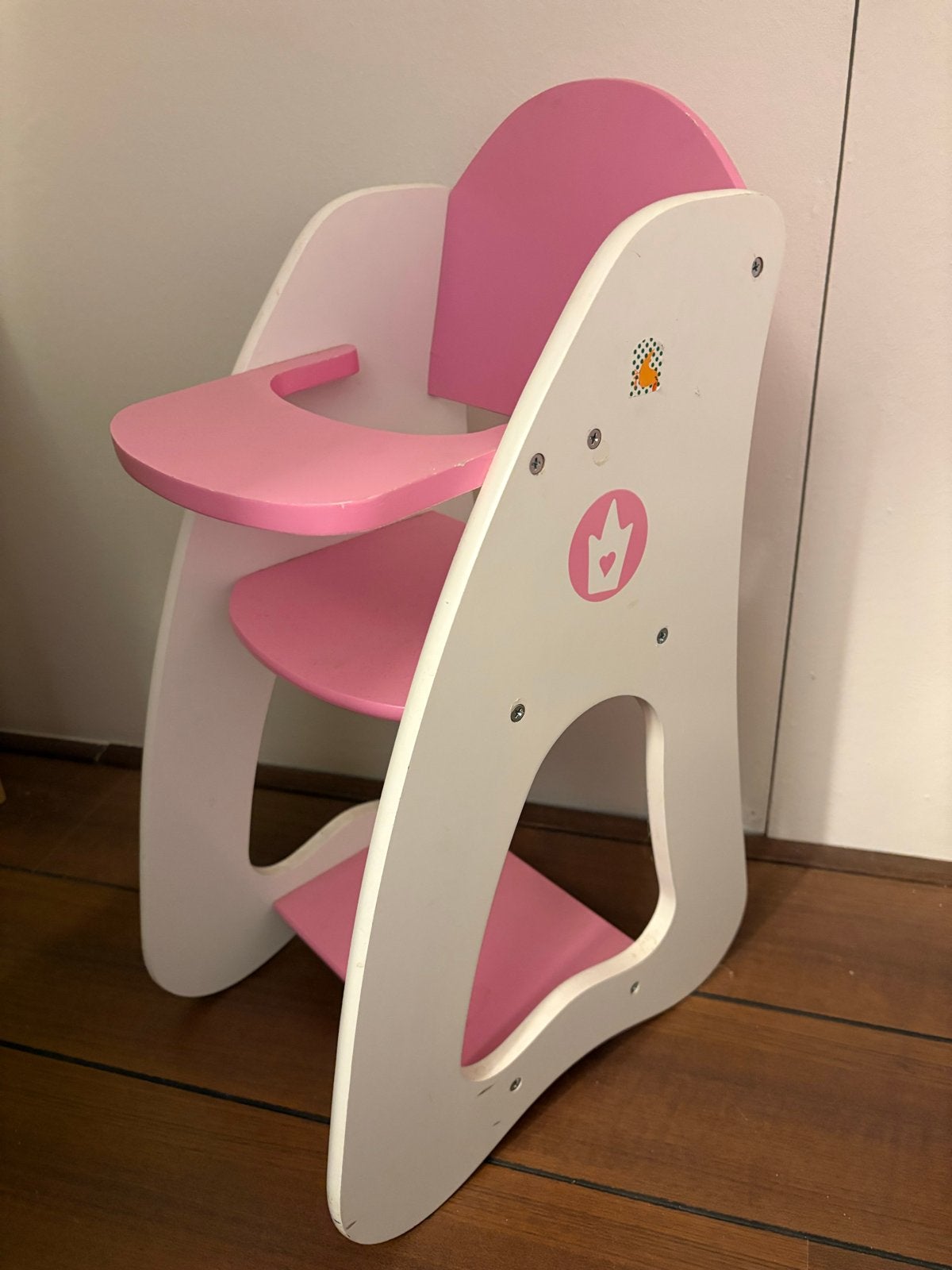 Roze houten poppenstoel voor speelplezier 52cm, Kinderen en Baby's, Ophalen, Gebruikt, Babypop
