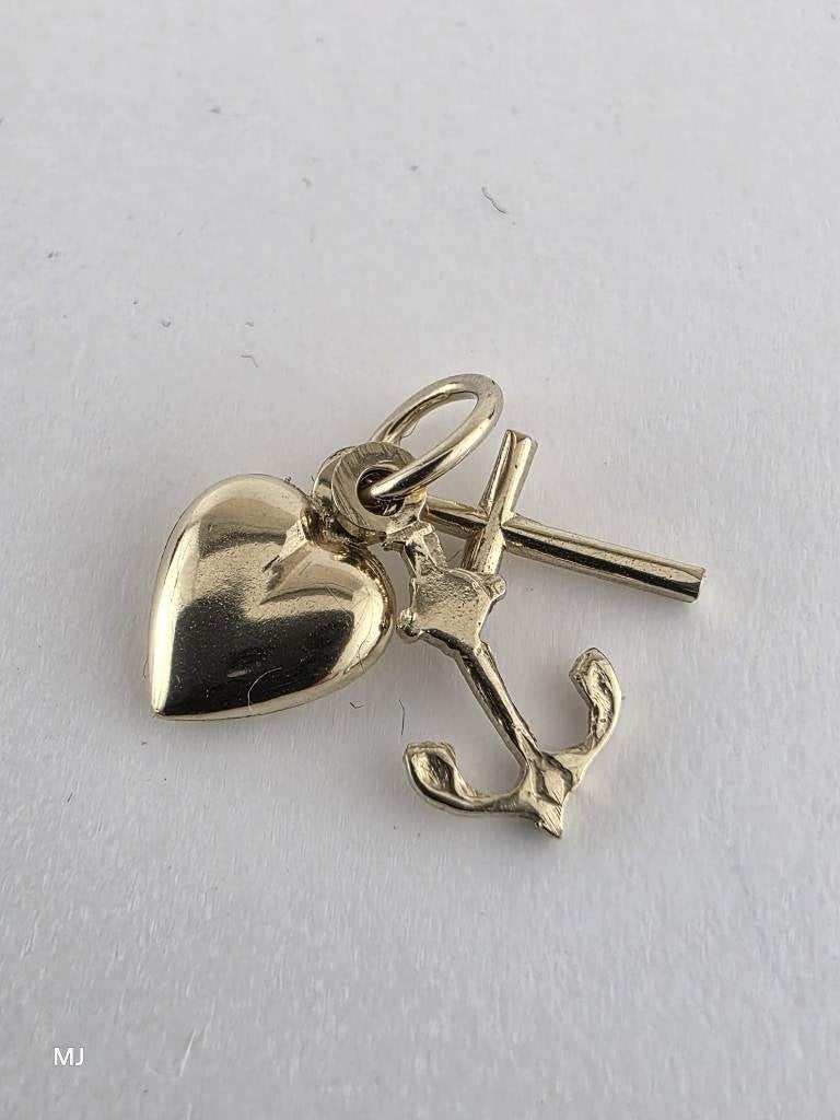 Gouden hanger Geloof, Hoop & Liefde                      G85, Gebruikt, ., Ophalen of Verzenden, .