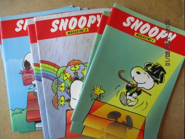 adv3985  snoopy magazine, Eén stripboek, Ophalen, Gelezen