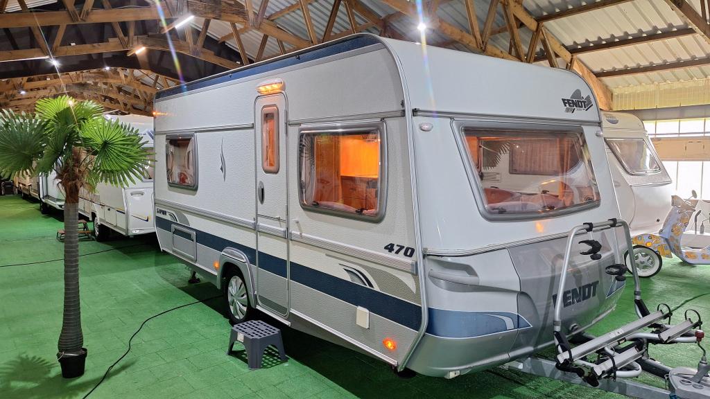 Fendt Saphir 470 TDK Voortent/Stapelbed, Caravans en Kamperen, Caravans, Rondzit, Bedrijf, Fendt Caravan GMBH, Info@fendtbv.de