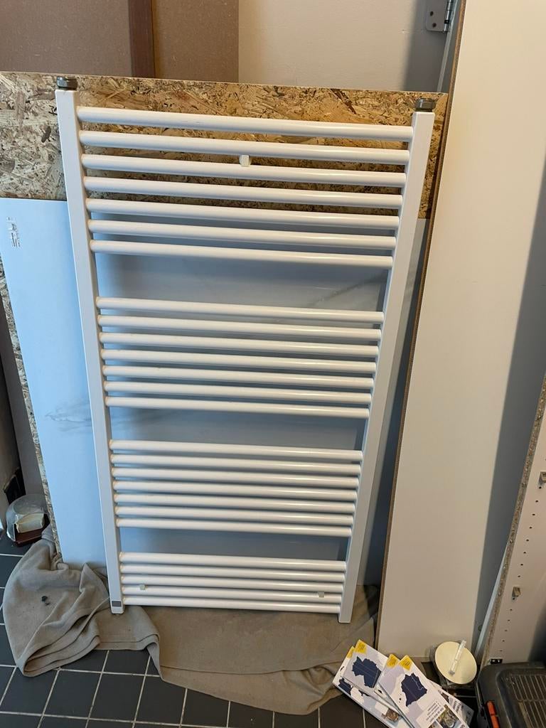Handdoekradiator, Radiator, Minder dan 60 cm, Ophalen of Verzenden, Zo goed als nieuw