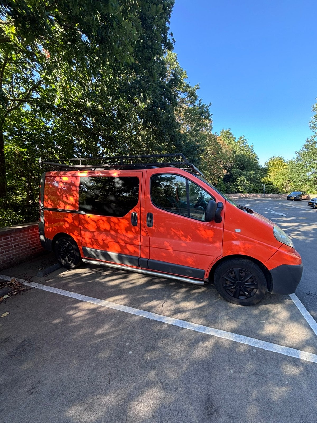 Renault Trafic camperbus 2010, 2005 kg, 1995 cc, 8 stoelen, Overige kleuren