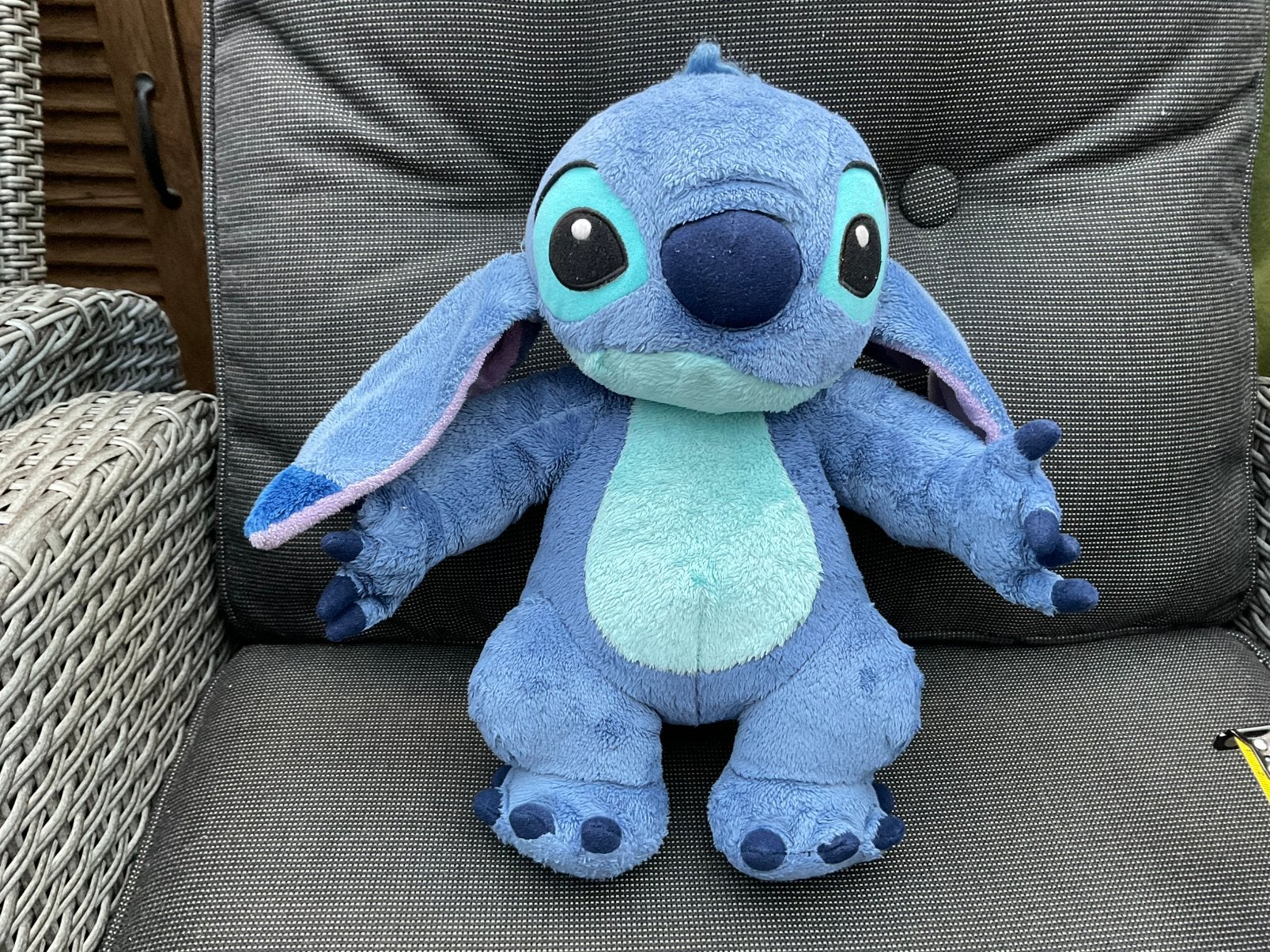 Nieuwe zgan Disney Stitch knuffel 30cm, Ophalen, Overige figuren, Nieuw, Knuffel