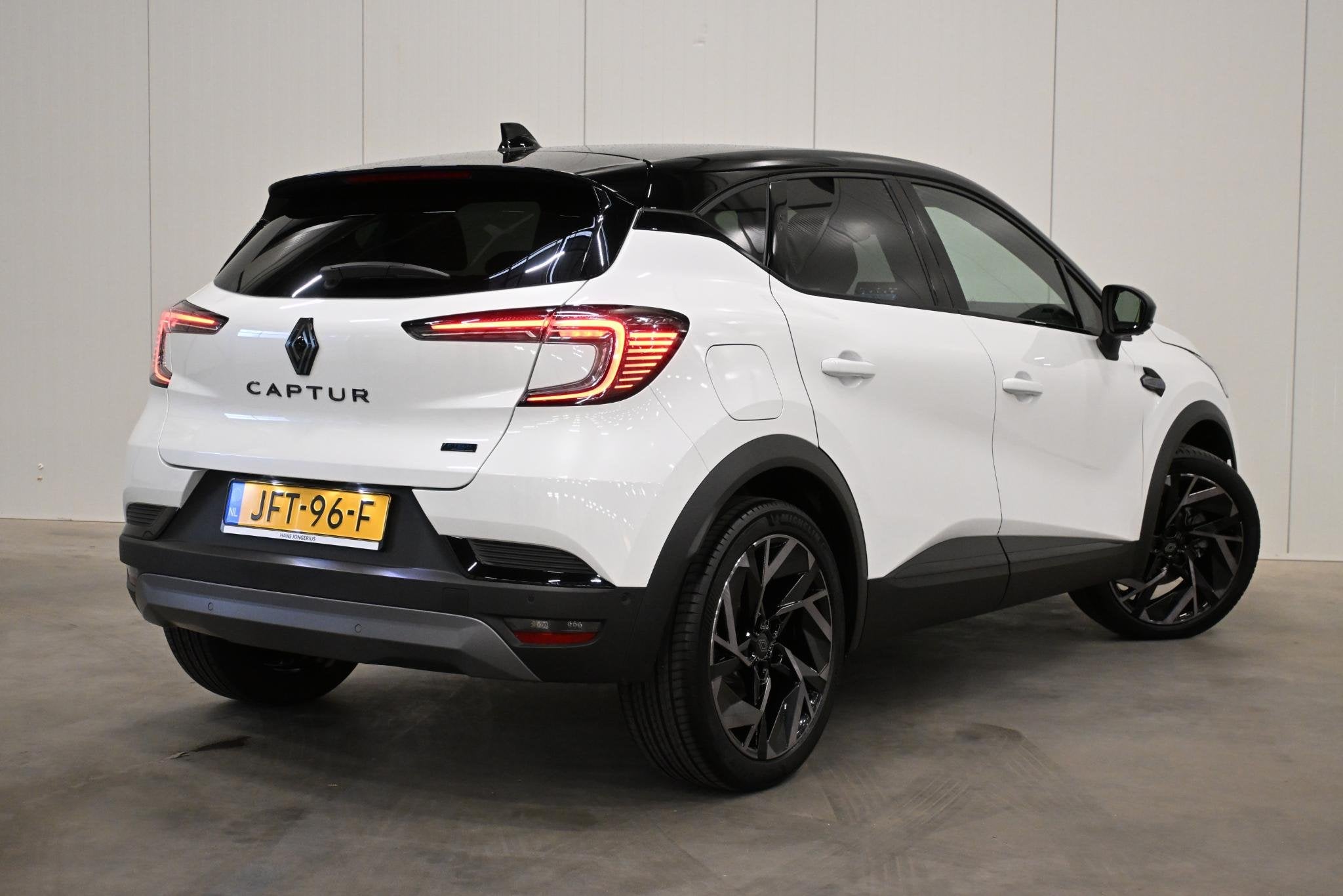 Renault Captur E-Tech full hybrid 145 esprit Alpine | 360 CA, Stof, Gebruikt, Wit, Origineel Nederlands