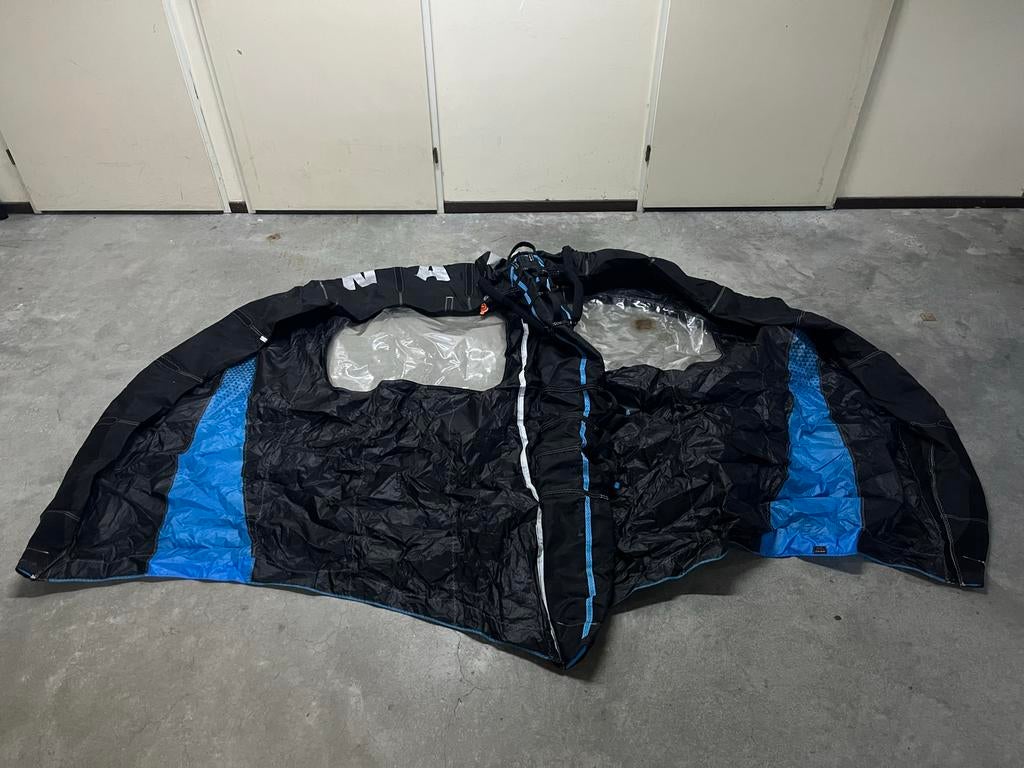 Naish Wing-Surfer 5.3m, Watersport en Boten, Windsurfen, Ophalen of Verzenden, Gebruikt, Zeil, Met draagtas