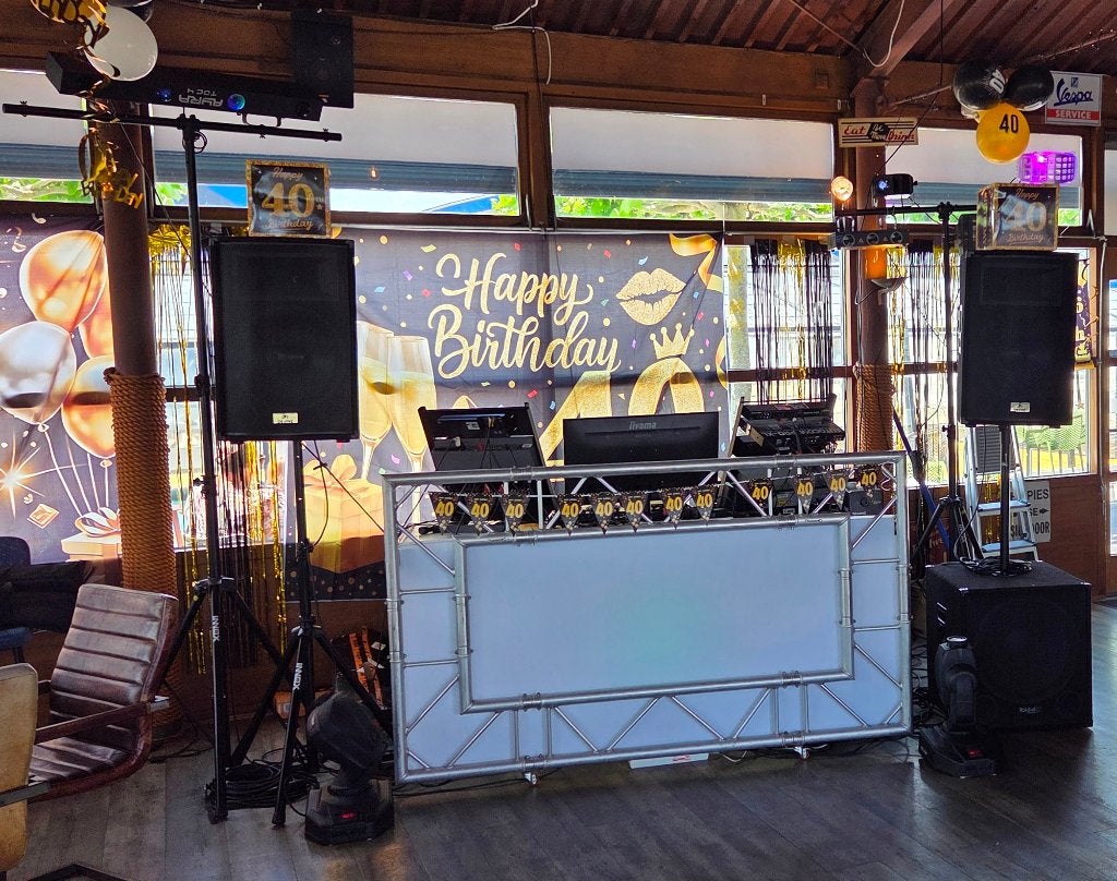 Trush DJ Booth, Muziek en Instrumenten, Dj-sets en Draaitafels, Ophalen, Zo goed als nieuw, Overige merken