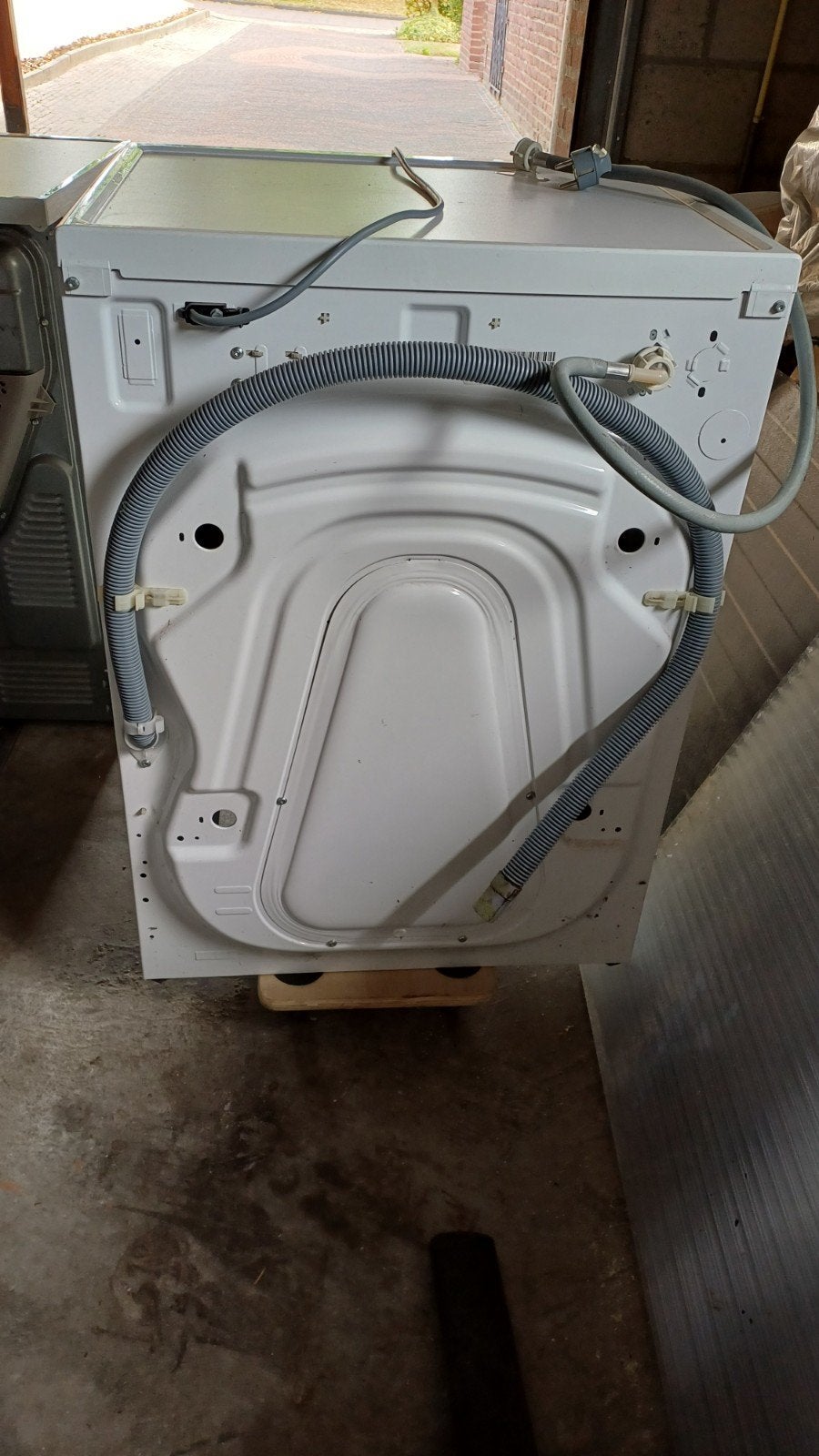 Wasmachine en Wasdroger, Ophalen, 6 tot 8 kg, Gebruikt, Luchtafvoer