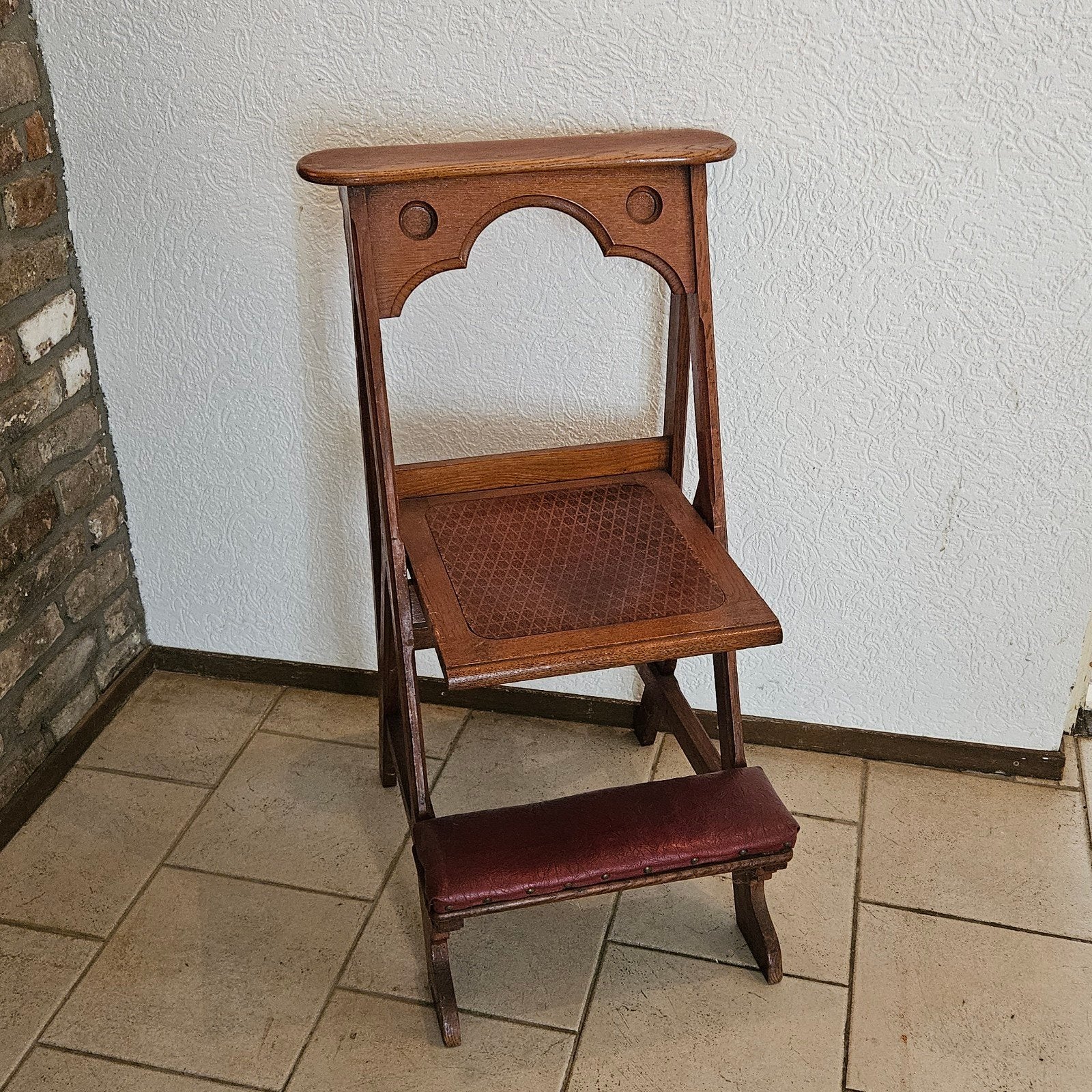 Antieke bidstoel / knielbankje van hout met leer, Antiek en Kunst, Ophalen