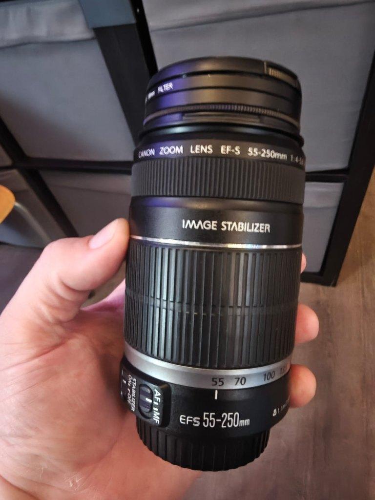 Canon EF-S 55 - 250 F4 - 5.6 IS, Audio, Tv en Foto, Fotografie | Lenzen en Objectieven, Ophalen of Verzenden, Zo goed als nieuw