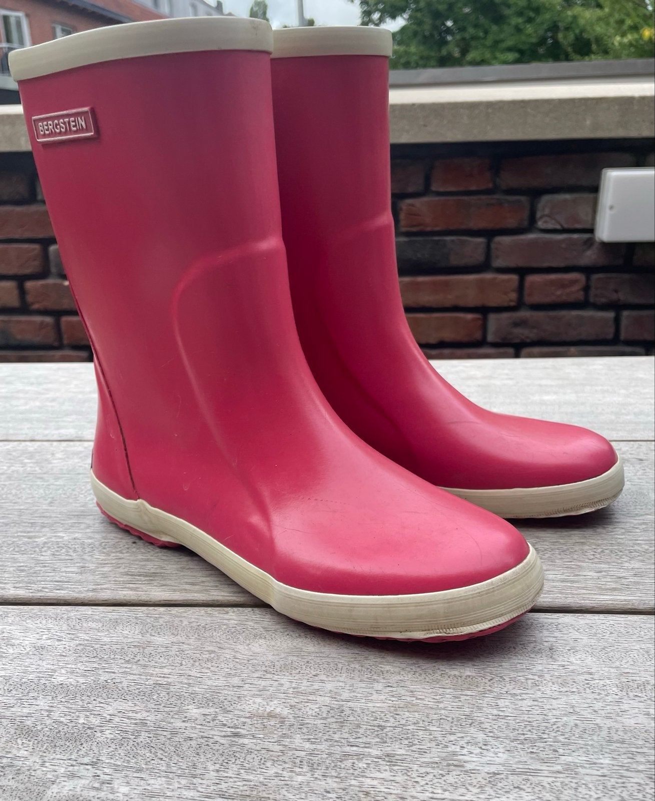 Bergstein regenlaarzen maat 35 roze fuchsia, Ophalen of Verzenden, Gebruikt, Meisje