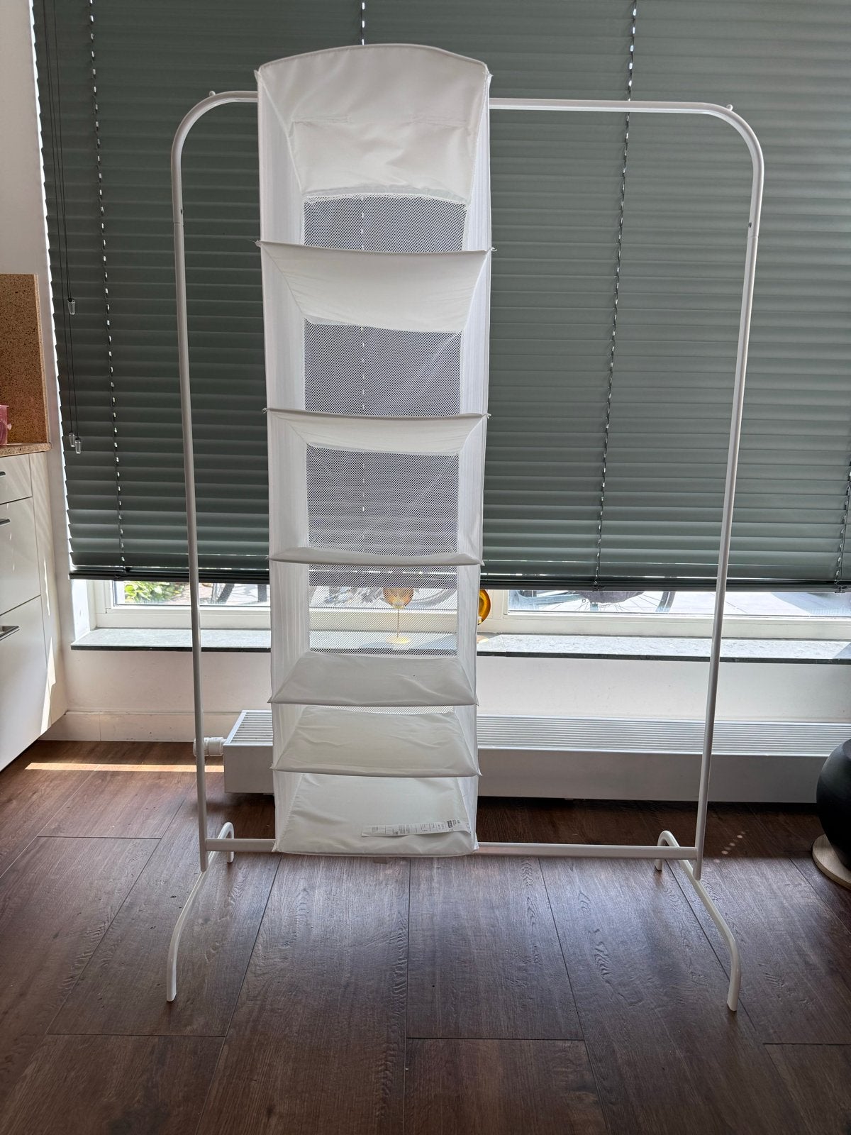 IKEA kledingrek met opbergzakken - Zo goed als nieuw, Ophalen, Zo goed als nieuw, Metaal, Met hangruimte