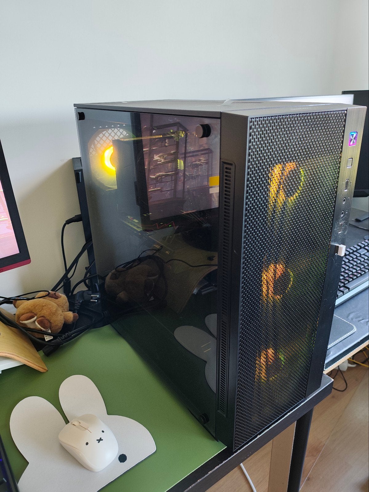 Game PC | RX 9060XT16gb | 32gb Ram | Ryzen 5 5600X | 1tb SSD ...