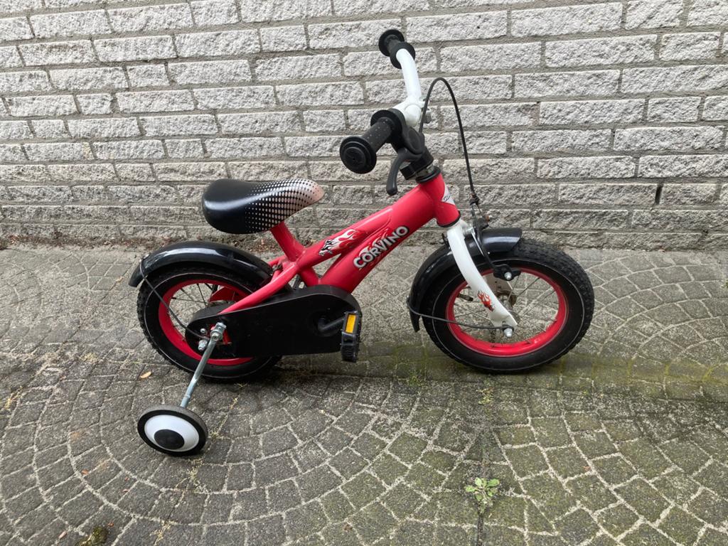 Corvino | kinderfietsje (12’inch) | met zijwieltjes, Ophalen, Terugtraprem, Zijwieltjes, Gebruikt