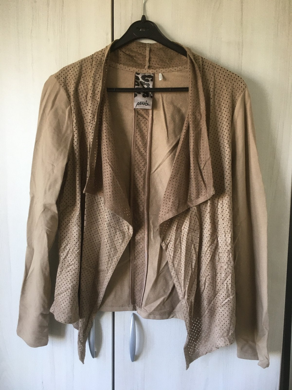 Nieuw vestje van Poools, maat 40., Ophalen of Verzenden, Nieuw, Maat 38/40 (M)