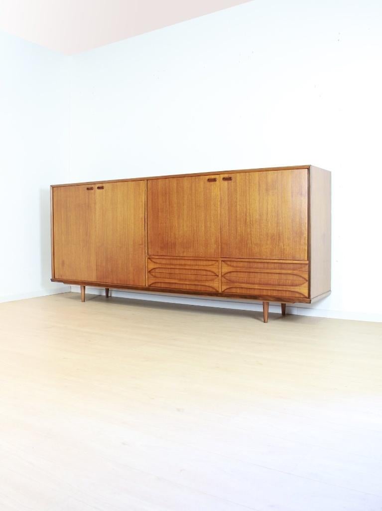 vintage design dressoir kast, Ophalen, Gebruikt, Met deur(en), Vintage