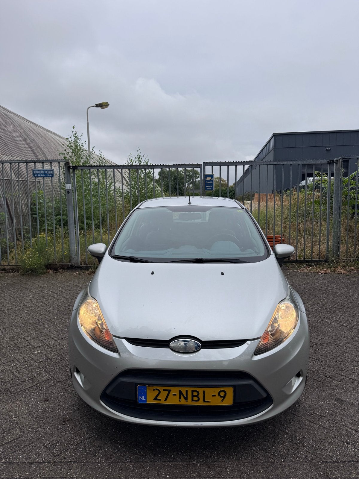 Ford Fiësta 1.25 5DR 2010 AIRCO NAP NETTE AUTO, Auto's, Voorwielaandrijving, Euro 5, 1242 cc, Overige bekleding
