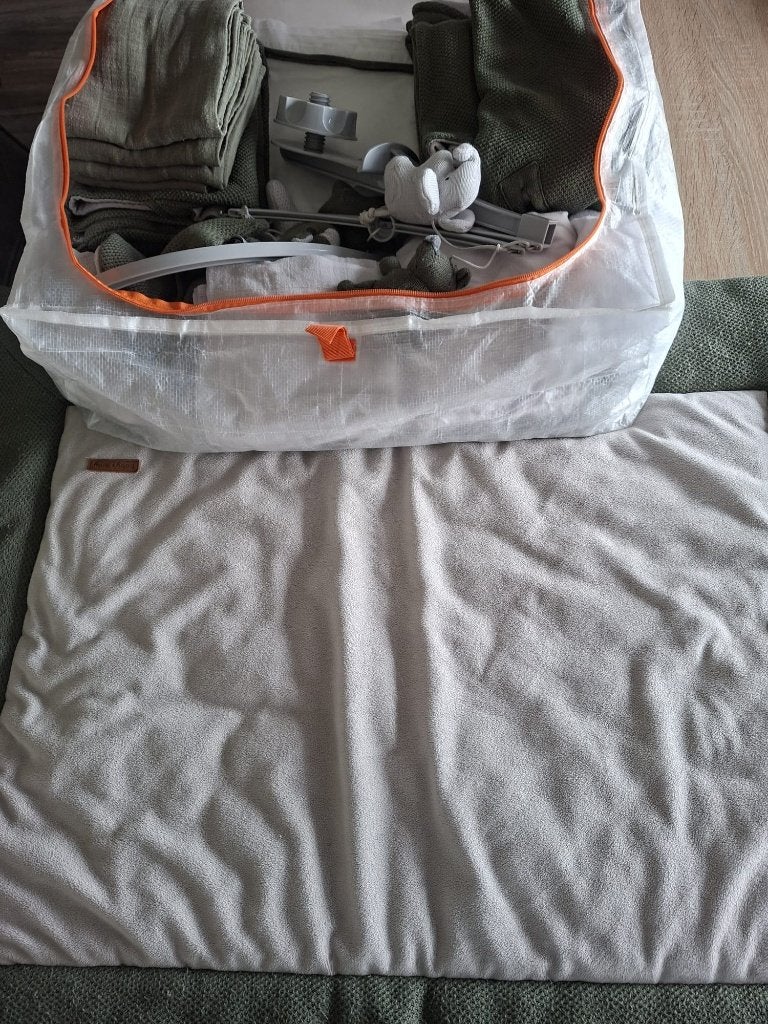 Baby uitzet: Boxkleed, deken, hydrofiele doeken, mobiel&meer, Ophalen, Gebruikt