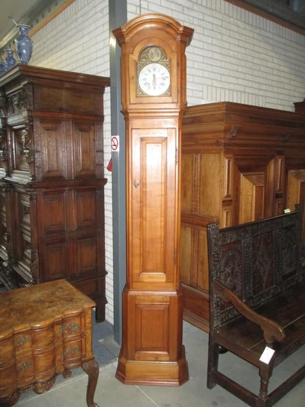 Oer 06623 ANTIEKE kersenhouten staande klok ca. 1820-1830, Ophalen