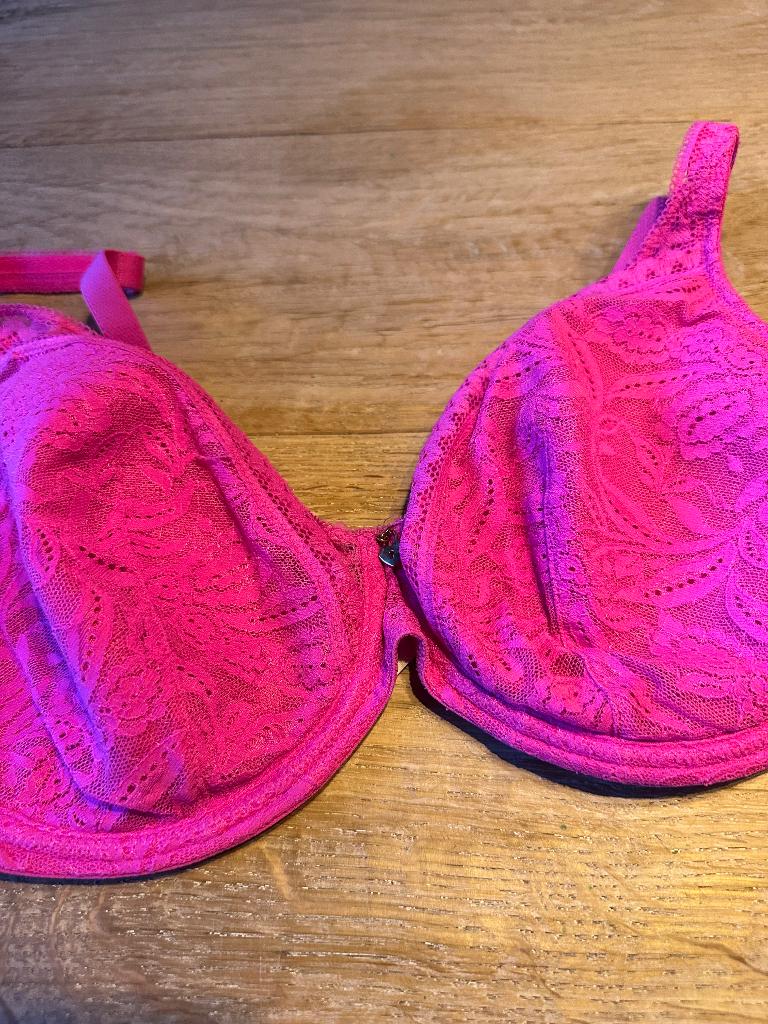 Prima donna twist  70G, Prima Donna, Ophalen of Verzenden, Roze, BH
