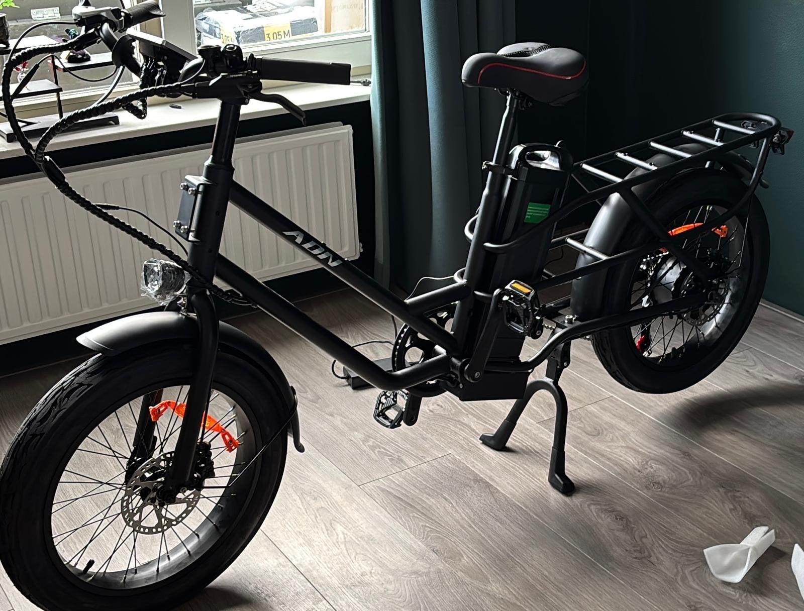 ADN Elektrische Bakfiets Longtail - Fatbike - z.g.a.n staat, Elektrisch, Zo goed als nieuw, 2 kinderen, Schijfrem