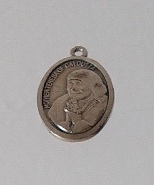 antieke draag medaillon; moeder Theresa,  volgnr 3, Ophalen of Verzenden, Gebruikt, Sieraad