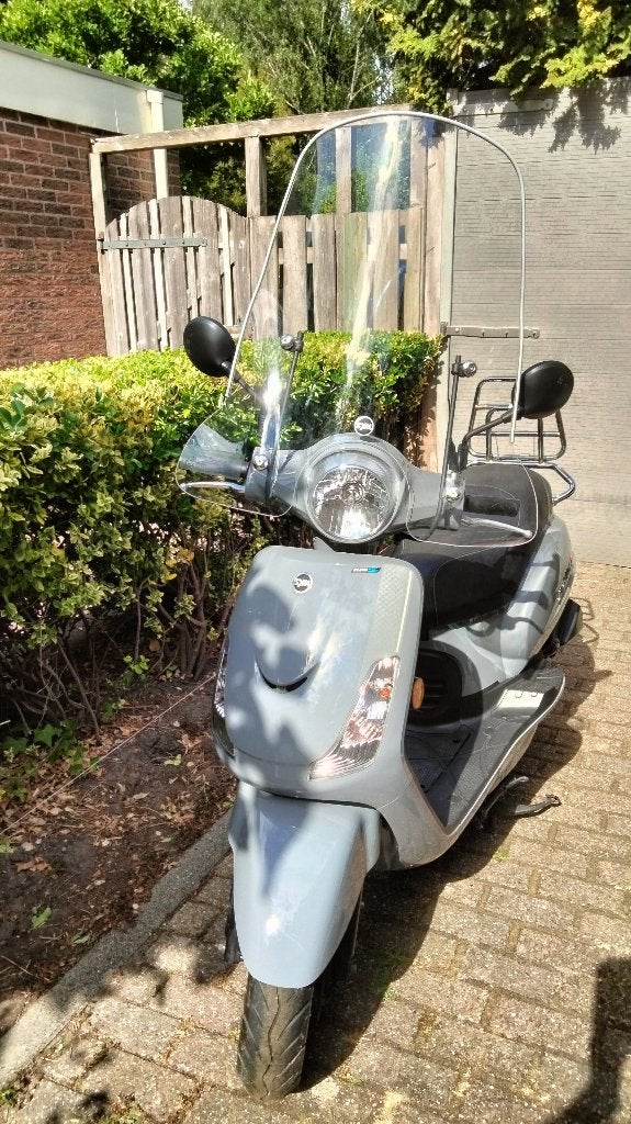 Sym Fiddle II scooter met windscherm, Ophalen, Overige modellen, Maximaal 45 km/u, Zo goed als nieuw