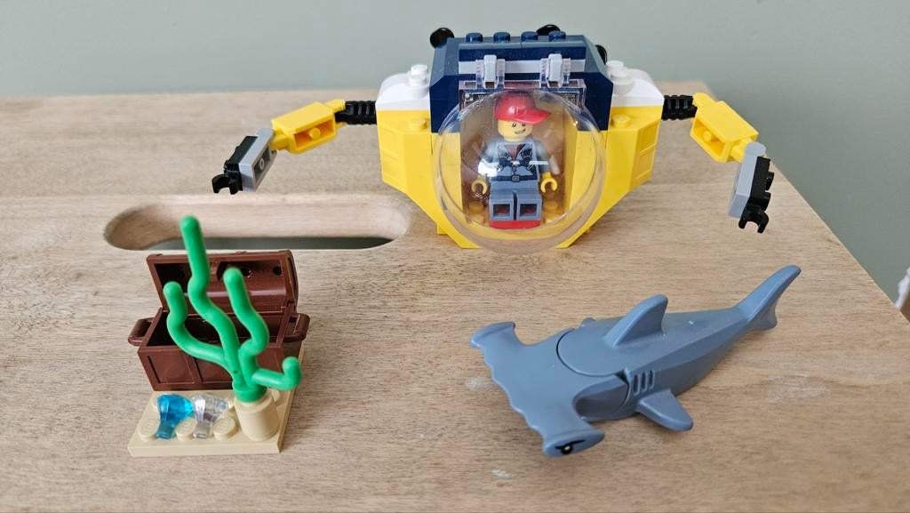 Lego City Onderwater Scooter met minifiguur en haai, City, Lego, Ophalen of Verzenden, Zo goed als nieuw