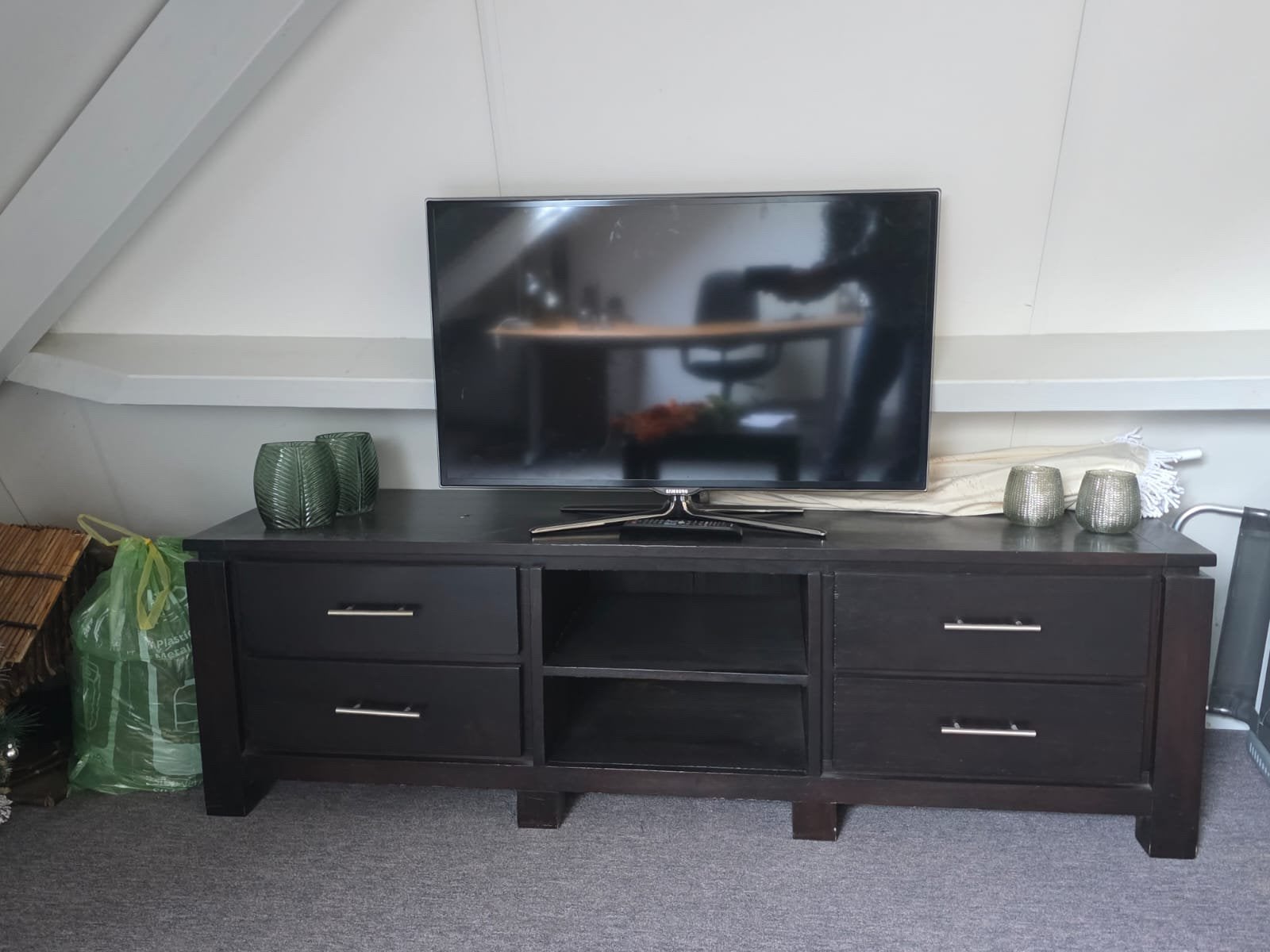 Tv meubel gratis, Ophalen, Zo goed als nieuw, 50 tot 75 cm, 150 tot 200 cm