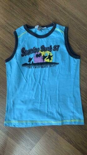 Leuk singlet maat 122, Kinderen en Baby's, Kinderkleding | Maat 122, Ophalen of Verzenden, Gebruikt, Jongen, Shirt of Longsleeve