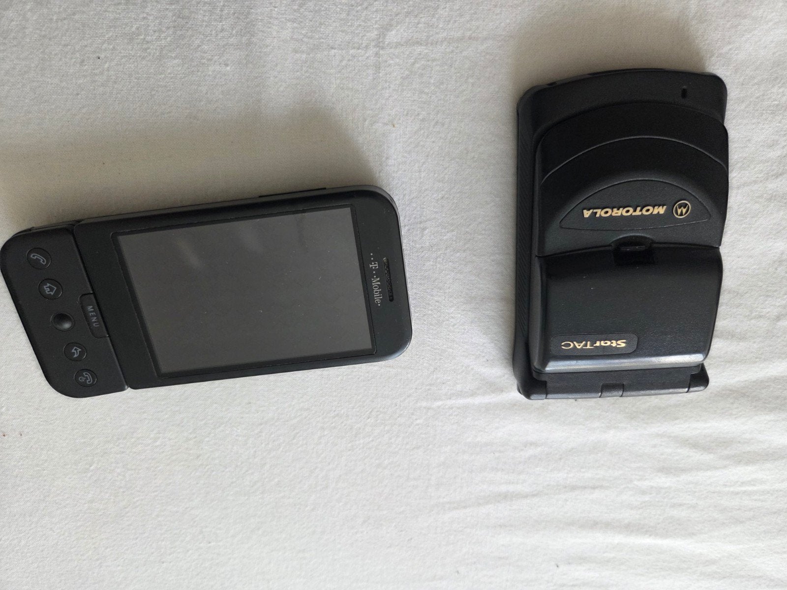 oude Motorola en een G1 eerste Android, Ophalen of Verzenden