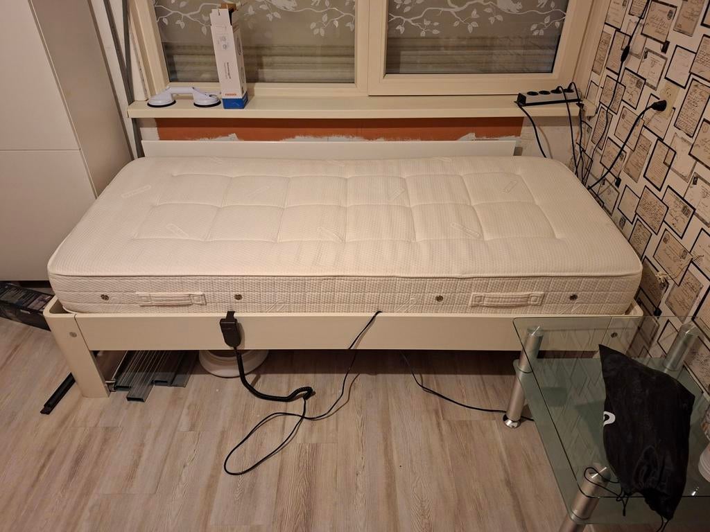 Auping Auronde 1-persoons elektrisch verstelbaar 90x200, Huis en Inrichting, Ophalen, 90 cm, Eenpersoons, Wit