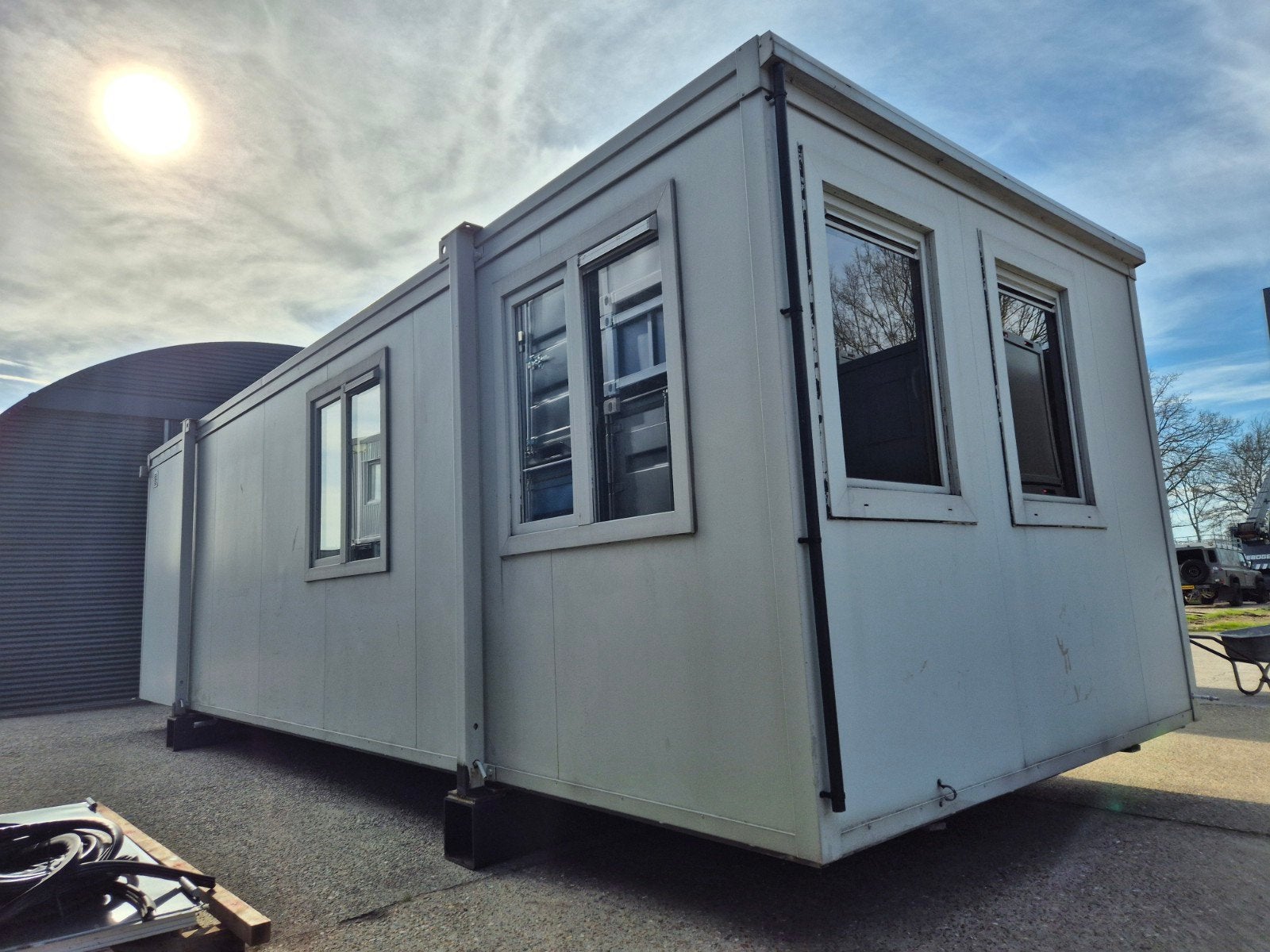 kantoorunit / bouwkeet / woonunit / directiekeet 9x3m, Ophalen