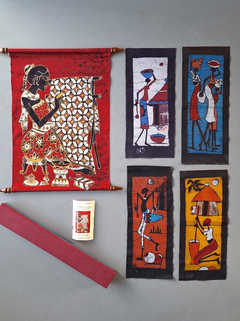 lot batik kunstwerkjes rolschilderij 43x63cm rest ca 20x50cm, Ophalen of Verzenden, Indonesië, Meerkleurig, Schilderij