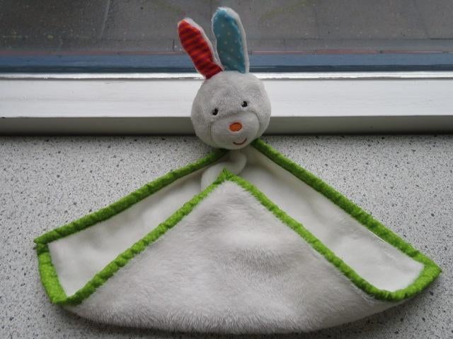 Knuffeldoek konijn merk ZD Trading Action, Kinderen en Baby's, Speelgoed | Knuffels en Pluche, Ophalen of Verzenden, Zo goed als nieuw