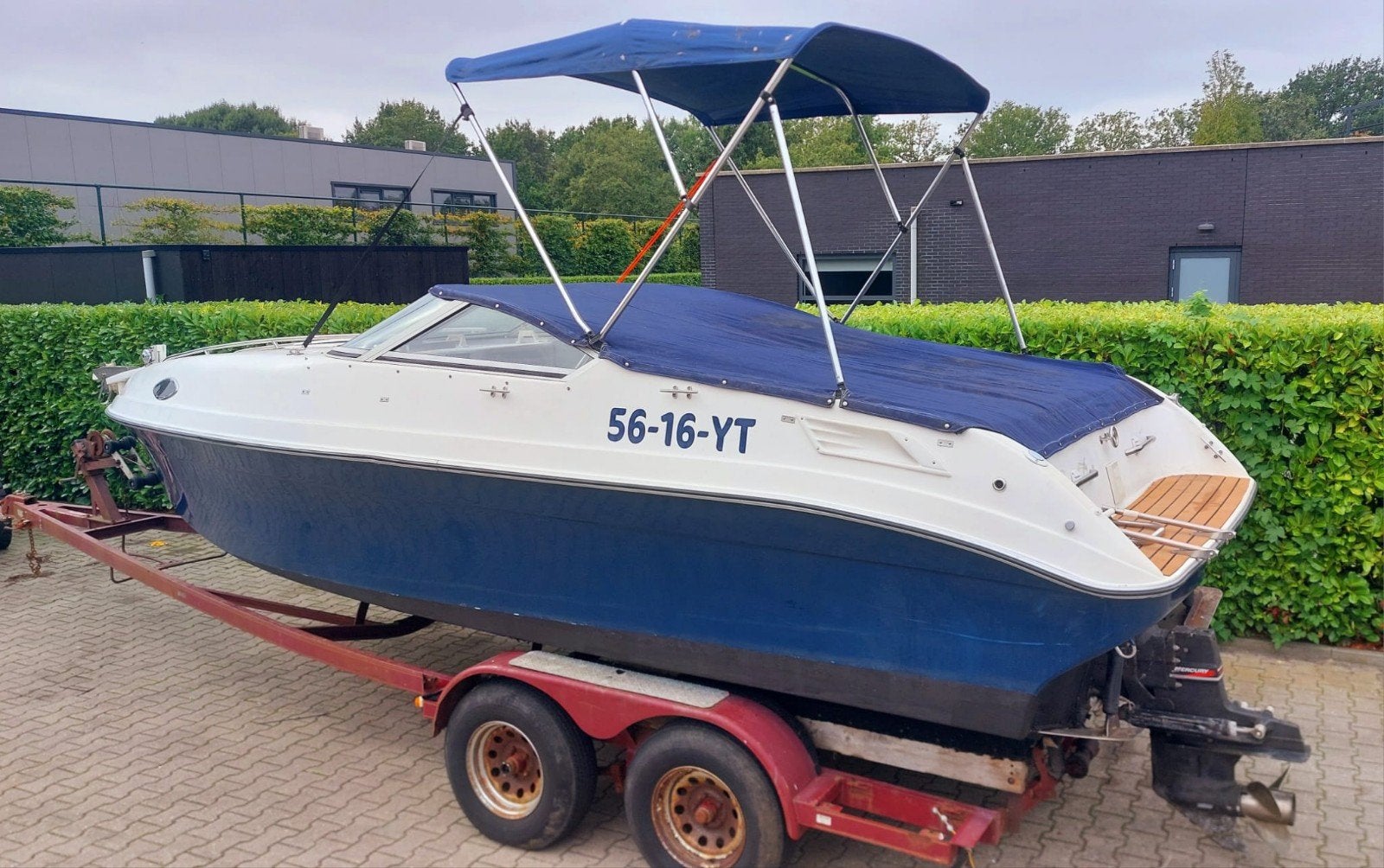 Aquatron 2356 met zeer goede Mercruiser 5.7 V8 en trailer, Watersport en Boten, Ophalen, Gebruikt, Binnenboordmotor, Polyester