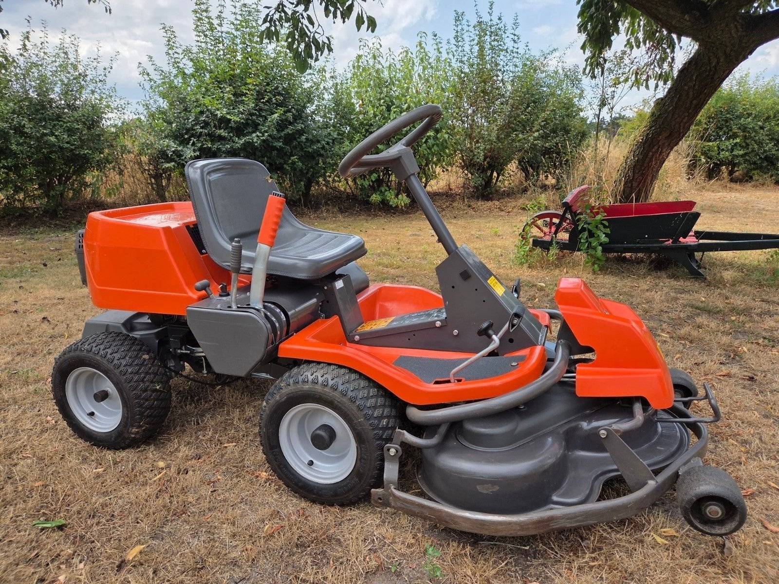 Husqvarna Rider 15c - 18.5 PK Hydrostaat - Nieuw Onderhoud, Ophalen, Zo goed als nieuw, Husqvarna, Mulchfunctie