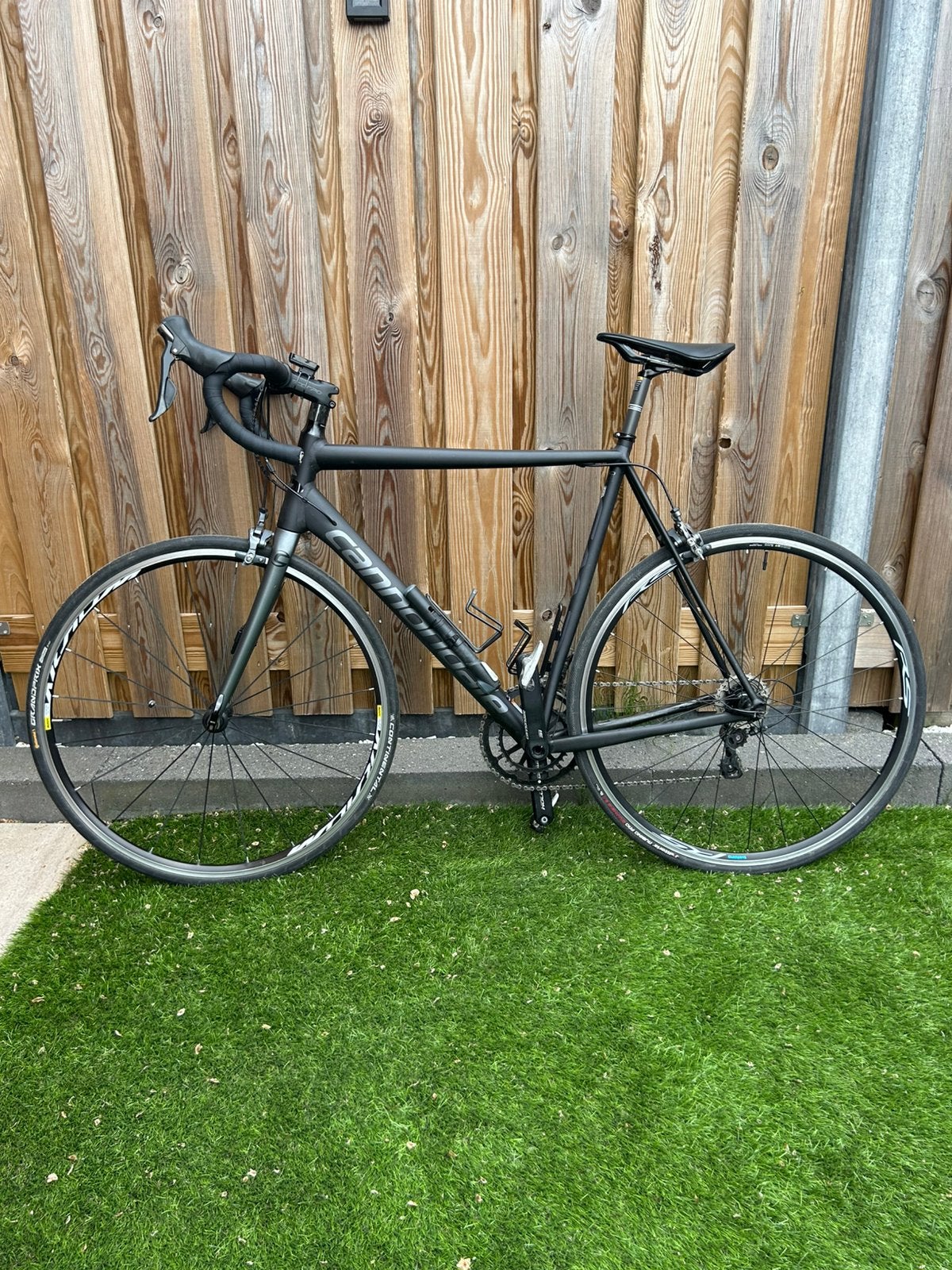 Cannondale Caad 12 incl fietscomputer, Fietsen en Brommers, Fietsen | Racefietsen, Gebruikt, Aluminium, 57 tot 61 cm, Meer dan 20 versnellingen