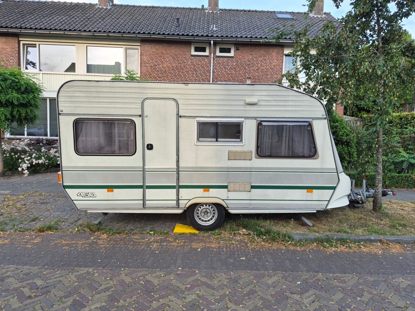 Chateau 450 Chiara Trophee uit 1995 met voortent en luifel, Particulier, Luifel, Chateau