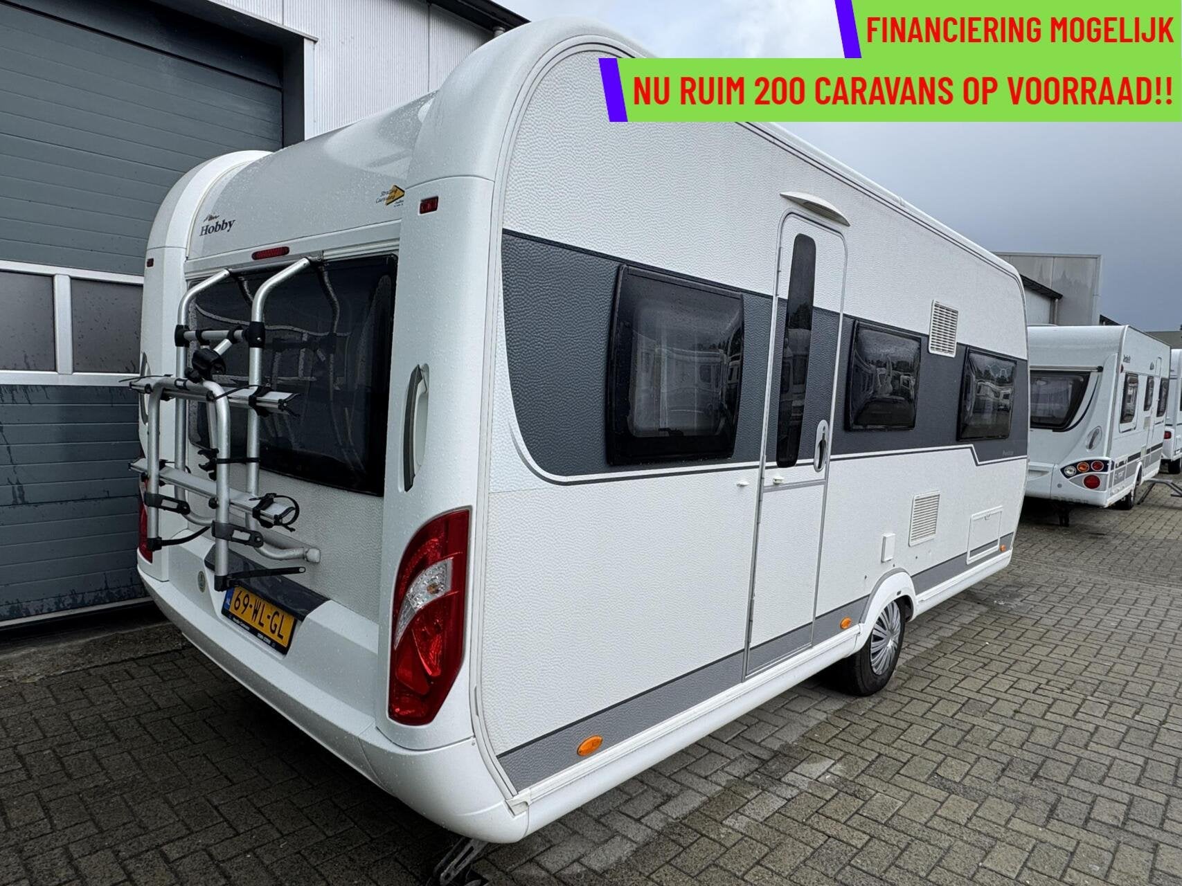 Hobby 495 UL PRESTIGE, ENKELE BEDDEN, RONDZIT,VOORTENT,MOVER, Mover, Rondzit, Hobby, 7 tot 8 meter