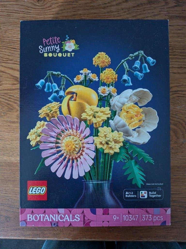 LEGO Botanicals 10347 Petite Sunny Boeket - Nieuw, Overige thema's, Lego, Ophalen of Verzenden, Complete set