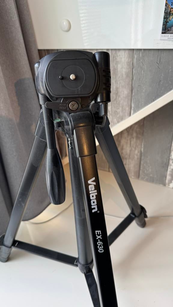 Velbon EX-630 camera statief, Gebruikt, 150 tot 175 cm, Met balhoofd, Ophalen of Verzenden