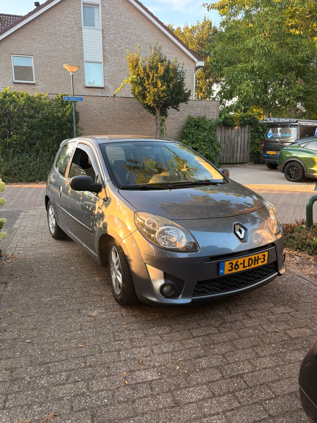 Renault Twingo 1.2 16V 2010 Blauw, Auto's, 839 kg, 4 cilinders, Multifunctioneel stuurwiel, Origineel Nederlands