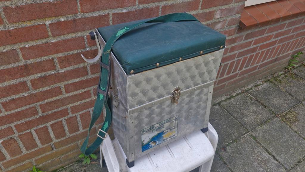 Viskoffer met toebehoren, Watersport en Boten, Hengelsport | Witvissen, Ophalen, Gebruikt, Overige typen