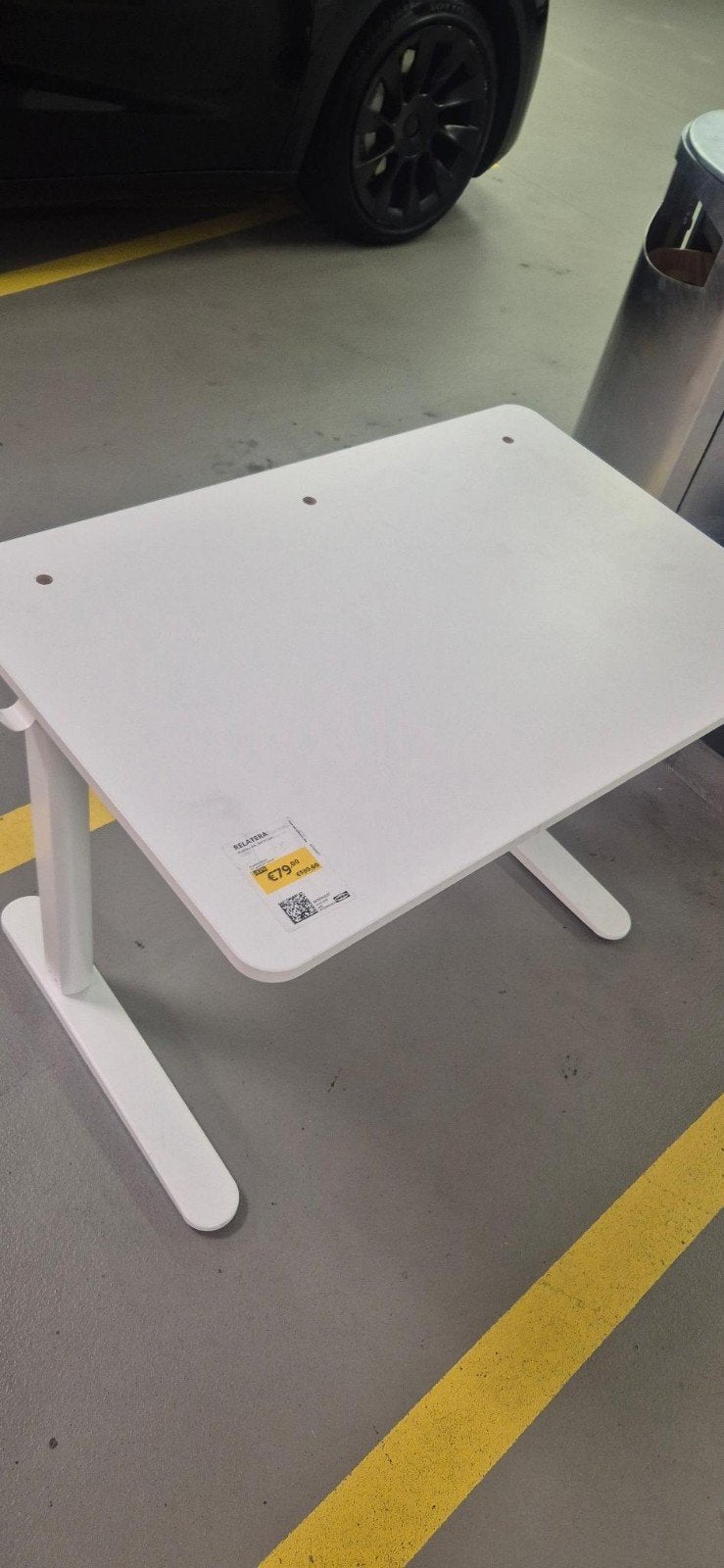 IKEA Zit-sta bureau met handslinger - half jaar oud, Huis en Inrichting, Ophalen, Zit-sta bureau, In hoogte verstelbaar, Zo goed als nieuw